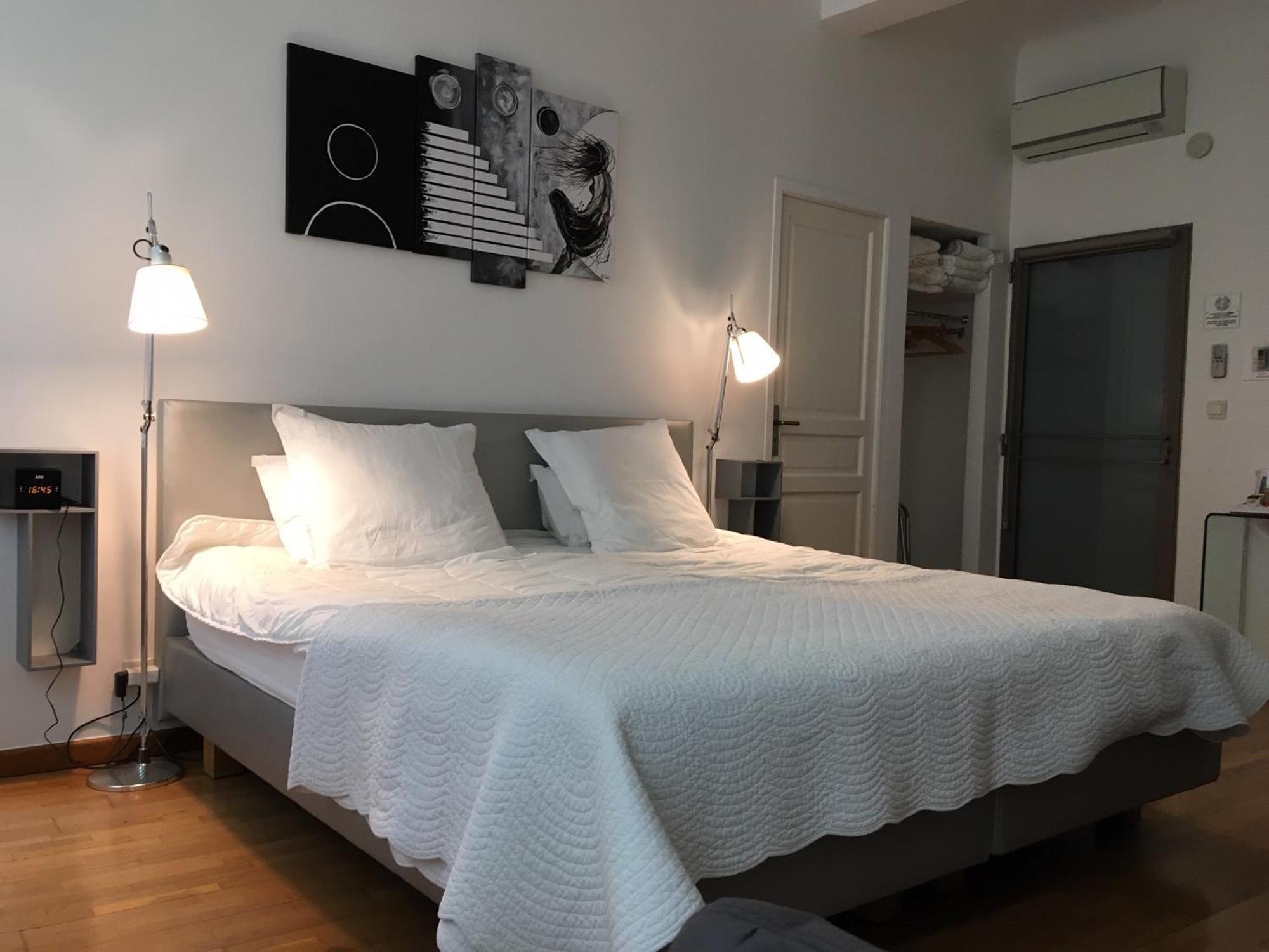 Bed and Breakfast Le Limas Aviñón Habitación foto